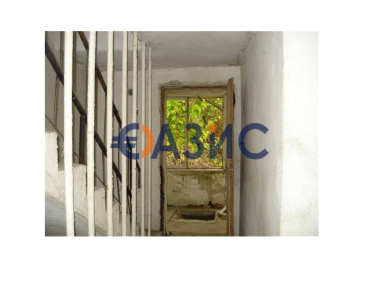 Къща в с. Овчи кладенец, Област Ямбол - 204 кв.м за 27 €/кв.м - Снимка #10