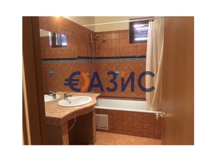 Къща в к.к. Елените - 217 кв.м за 1171 €/кв.м - Снимка #12