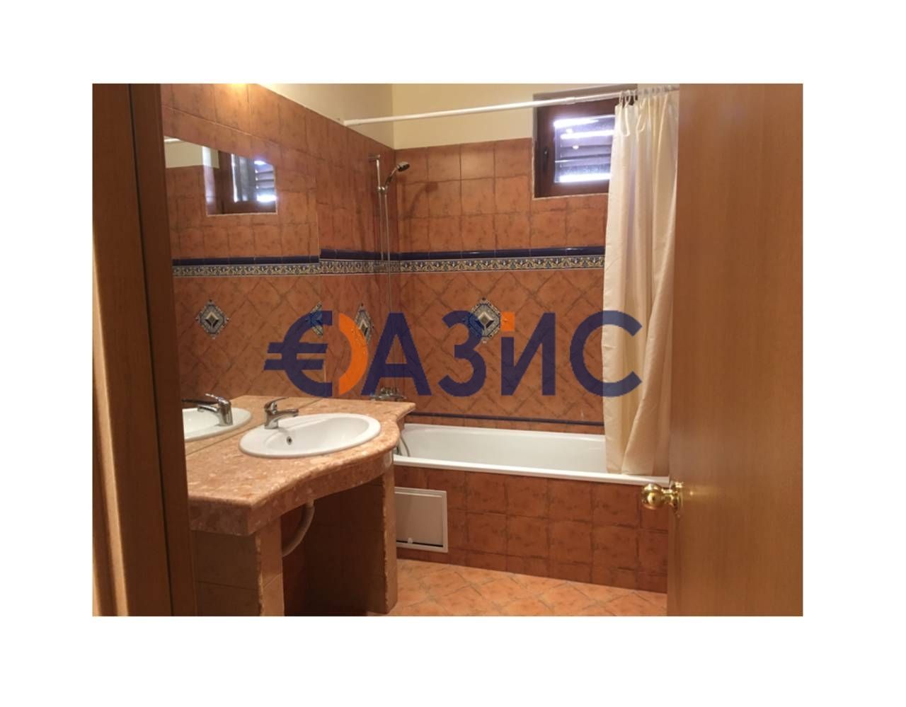 Къща в к.к. Елените - 217 кв.м за 1171 €/кв.м - Снимка #12