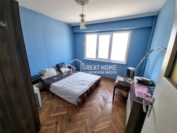 Четиристаен апартамент в Търговище, Запад 1 - 84 кв.м за 1542 €/кв.м - Снимка #1