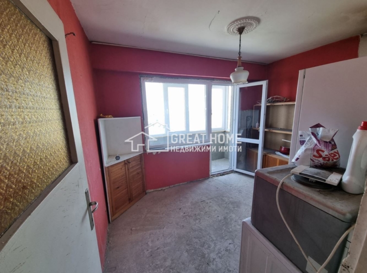 Четиристаен апартамент в Търговище, Запад 1 - 84 кв.м за 1542 €/кв.м - Снимка #4