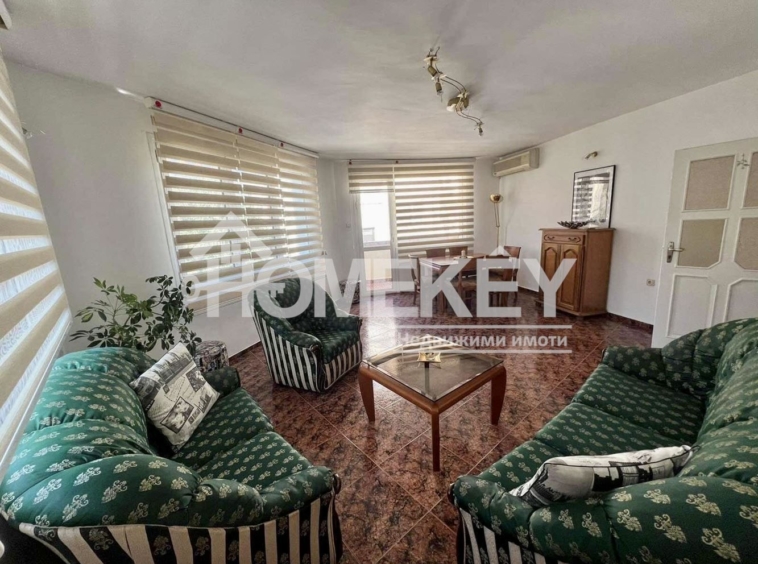 Тристаен апартамент в Варна, Лятно кино Тракия - 140 кв.м за 1108 €/кв.м - Снимка #2