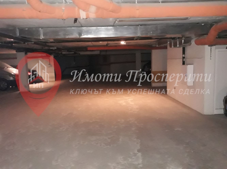 Дава се под наем Гараж / Паркомясто в София, Център - 20 кв.м за 215 € - Снимка #2