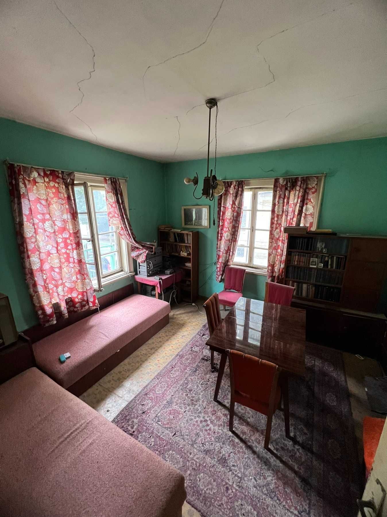 Тристаен апартамент в Пловдив, Център - 84 кв.м за 1072 €/кв.м - Снимка #2
