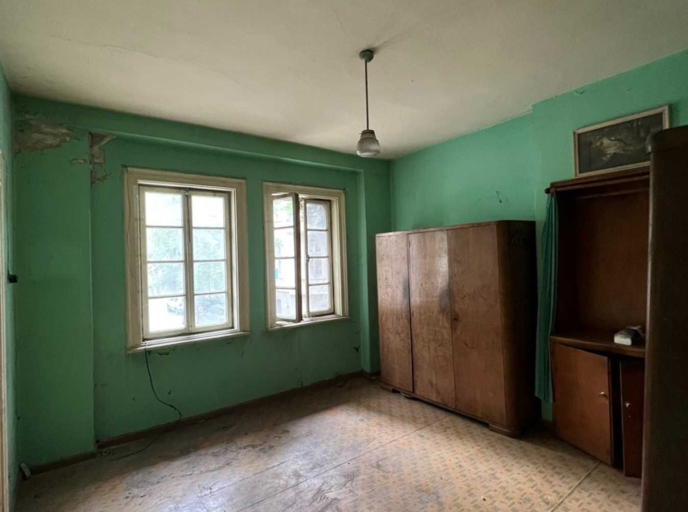 Тристаен апартамент в Пловдив, Център - 84 кв.м за 1072 €/кв.м - Снимка #3