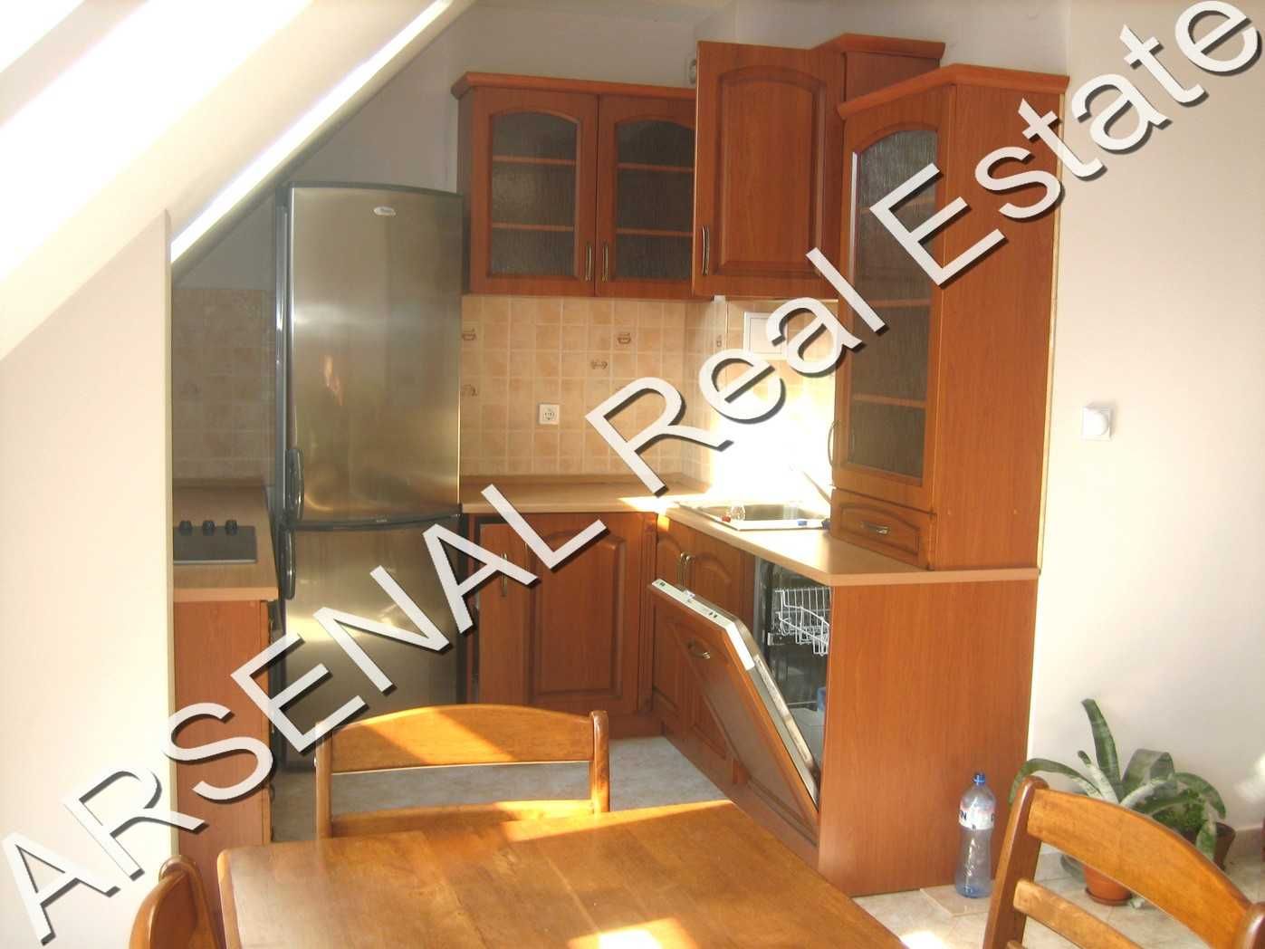 Дава се под наем Четиристаен апартамент в София, Център - 137 кв.м за 550 € - Снимка #3