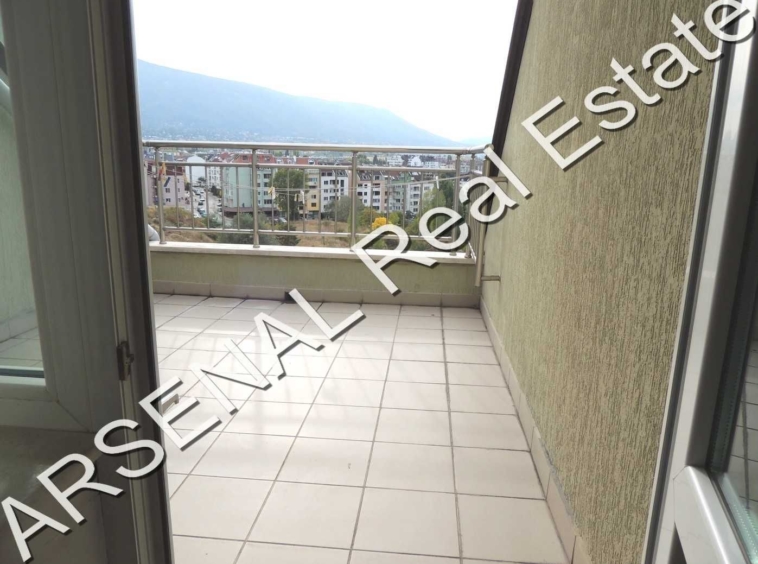 Дава се под наем Четиристаен апартамент в София, Център - 137 кв.м за 550 € - Снимка #9