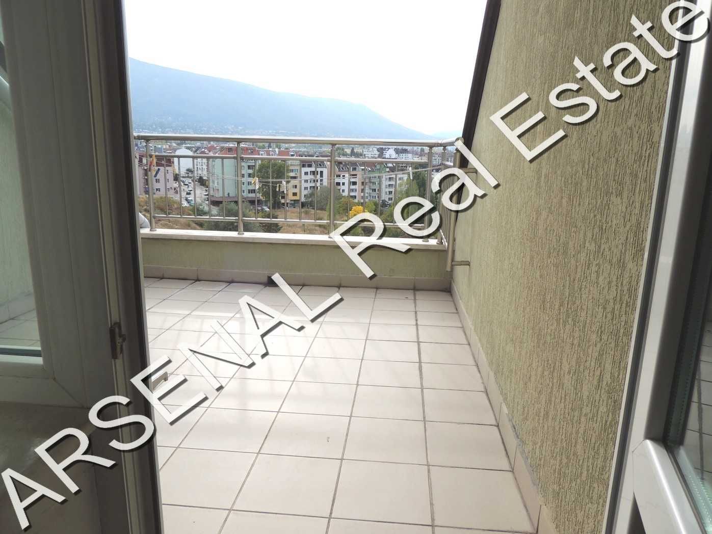 Дава се под наем Четиристаен апартамент в София, Център - 137 кв.м за 550 € - Снимка #9
