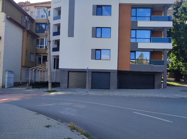 Офис в Стара Загора, Аязмото - 22 кв.м за 2273 €/кв.м - Снимка #1