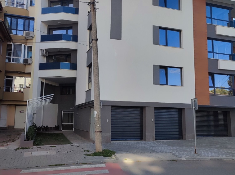 Офис в Стара Загора, Аязмото - 22 кв.м за 2273 €/кв.м - Снимка #2