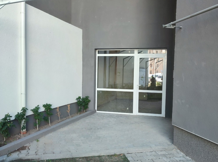 Офис в Стара Загора, Аязмото - 22 кв.м за 2273 €/кв.м - Снимка #3