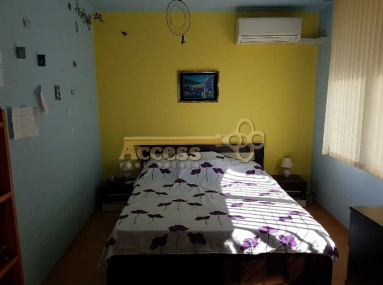 Дава се под наем Тристаен апартамент в Варна, Автогара - 80 кв.м за 650лв € - Снимка #5