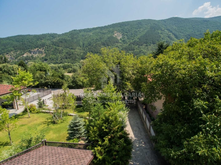 Къща в с. Кокаляне, Област София-град - 330 кв.м за 1667 €/кв.м - Снимка #12