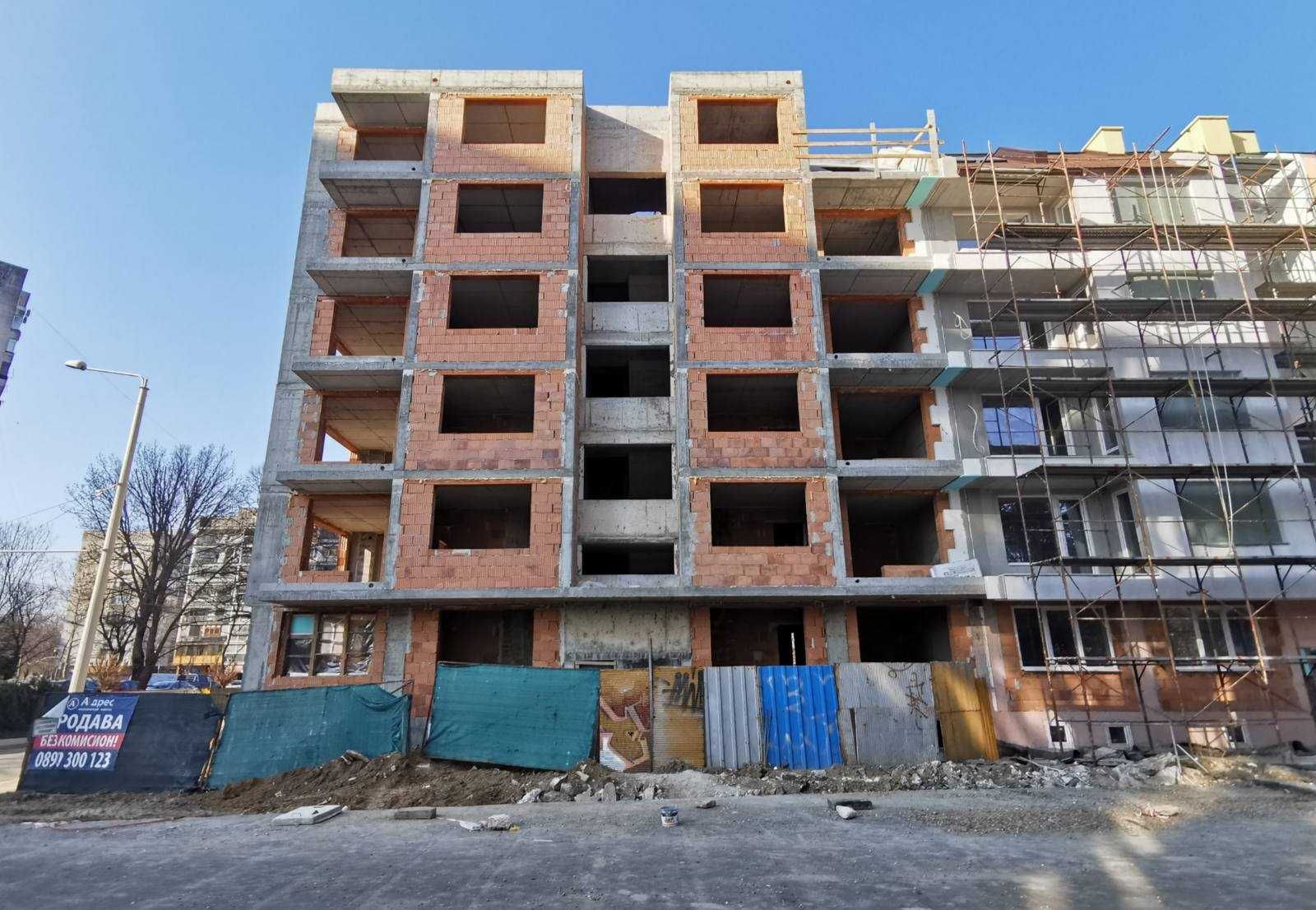 Тристаен апартамент в Русе, Алеи Възраждане - 83 кв.м за 1023 €/кв.м - Снимка #10