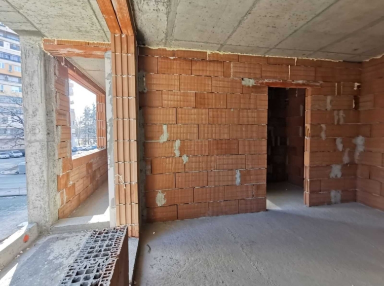 Тристаен апартамент в Русе, Алеи Възраждане - 83 кв.м за 1023 €/кв.м - Снимка #2