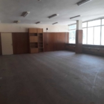 Дава се под наем Офис в Каспичан - 300 кв.м за 900лв € - Снимка #1