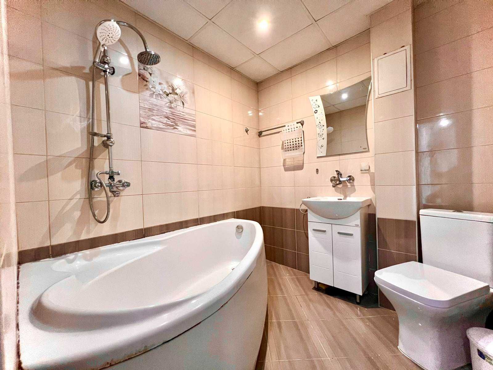 Дава се под наем Мезонет в Русе, Център - 180 кв.м за 210000 € - Снимка #8