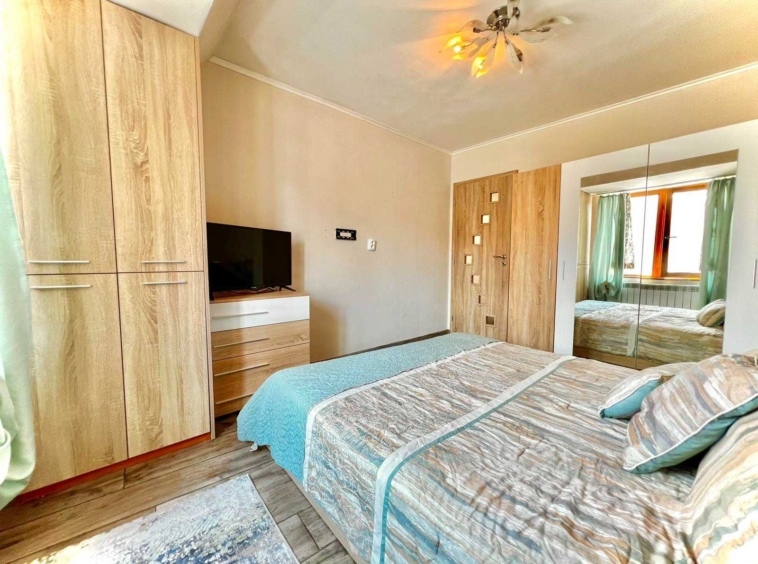 Дава се под наем Мезонет в Русе, Център - 180 кв.м за 210000 € - Снимка #10