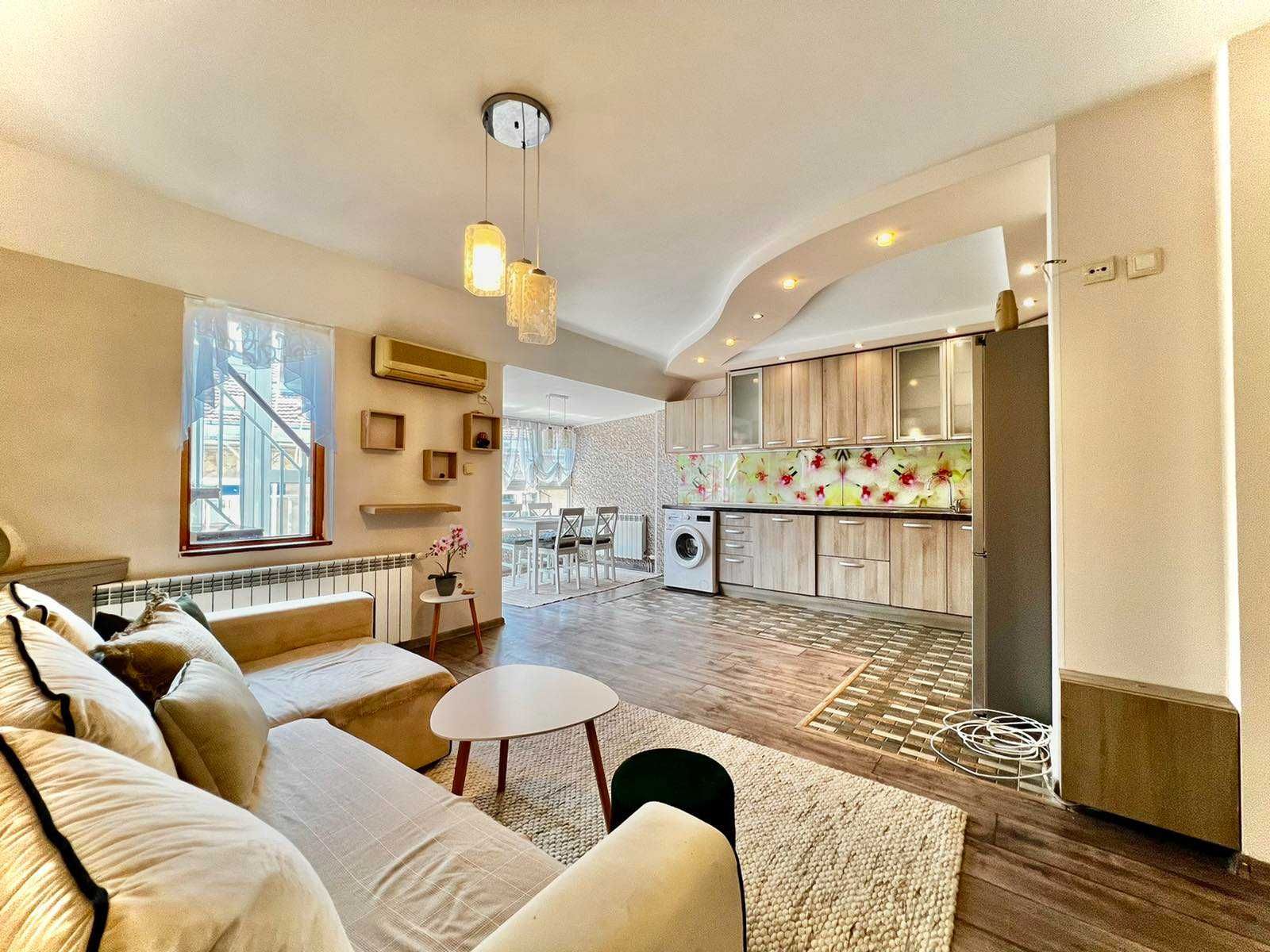 Дава се под наем Мезонет в Русе, Център - 180 кв.м за 210000 € - Снимка #15