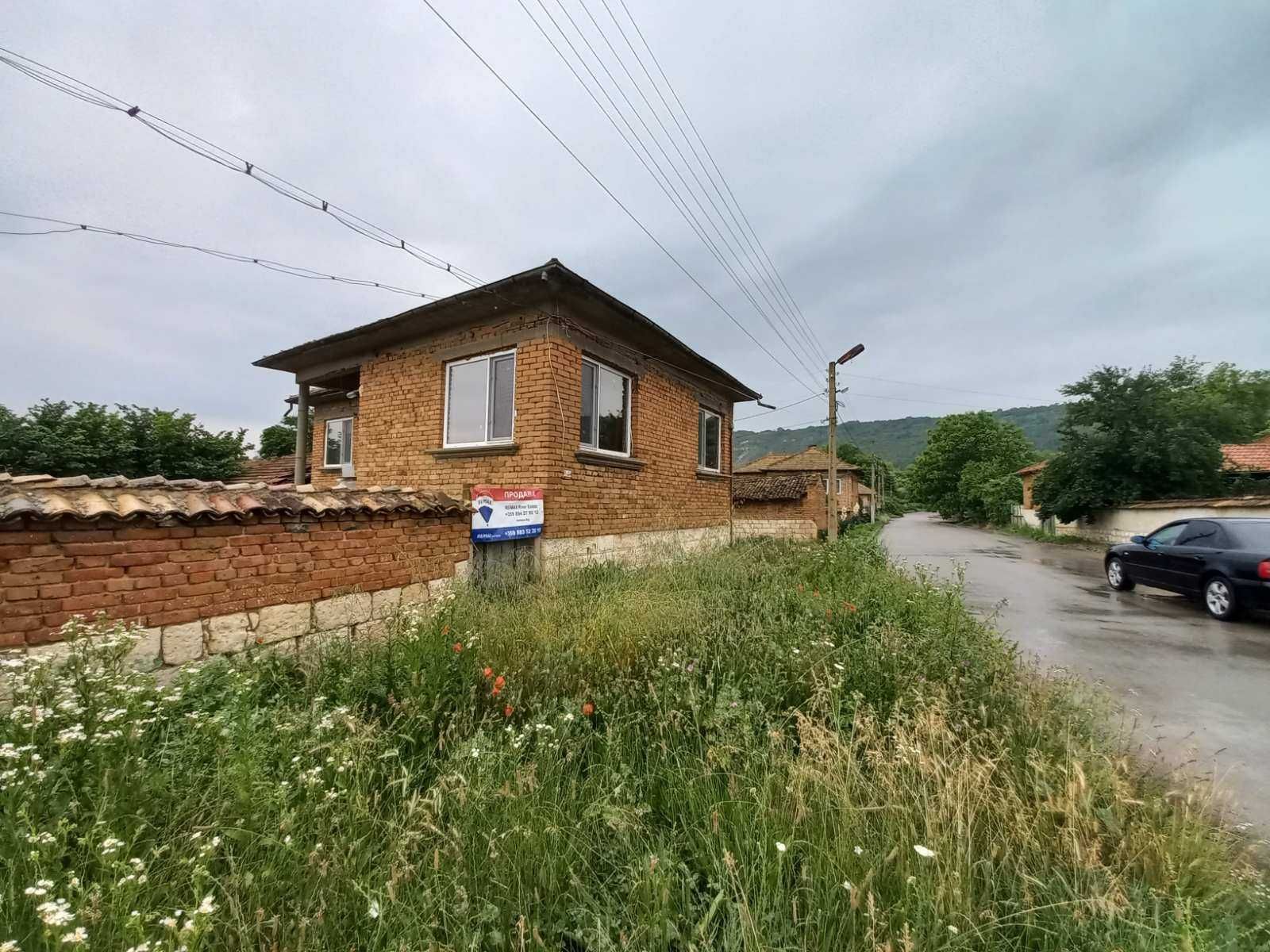 Къща в с. Костанденец, Област Разград - 117 кв.м за 120 €/кв.м - Снимка #3