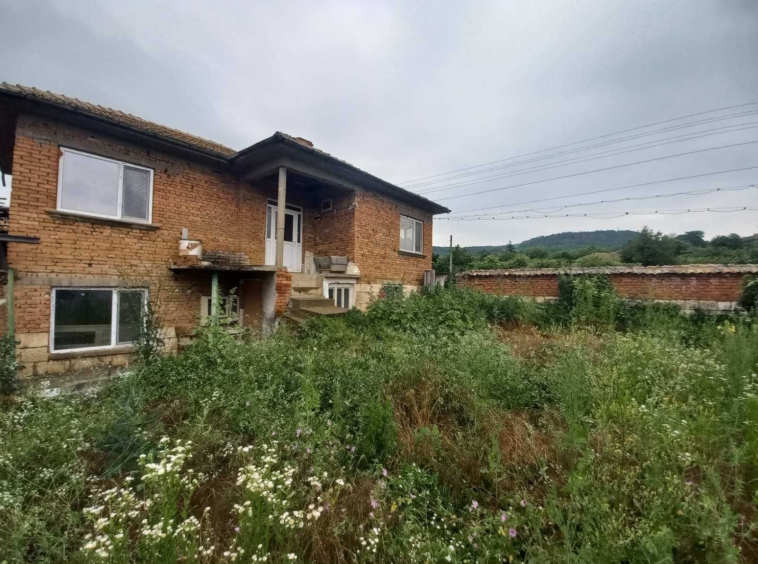 Къща в с. Костанденец, Област Разград - 117 кв.м за 120 €/кв.м - Снимка #5