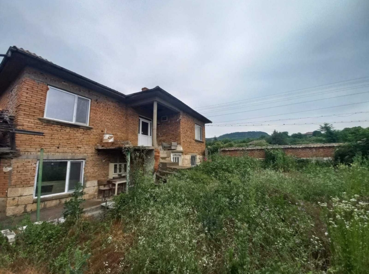 Къща в с. Костанденец, Област Разград - 117 кв.м за 120 €/кв.м - Снимка #7