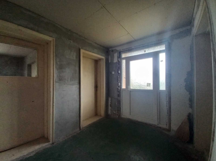 Къща в с. Костанденец, Област Разград - 117 кв.м за 120 €/кв.м - Снимка #8