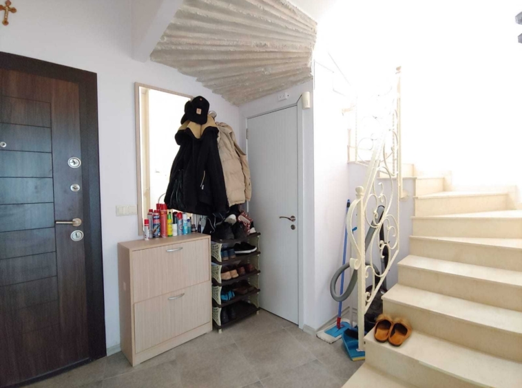 Къща в с. Кошарица, Област Бургас - 208 кв.м за 1106 €/кв.м - Снимка #12