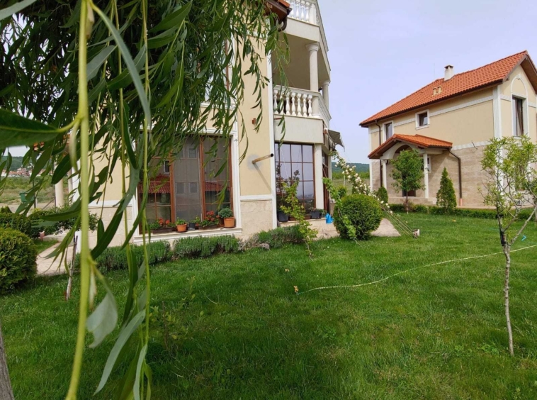 Къща в с. Кошарица, Област Бургас - 208 кв.м за 1106 €/кв.м - Снимка #18