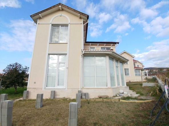 Къща в с. Кошарица, Област Бургас - 132 кв.м за 947 €/кв.м - Снимка #1