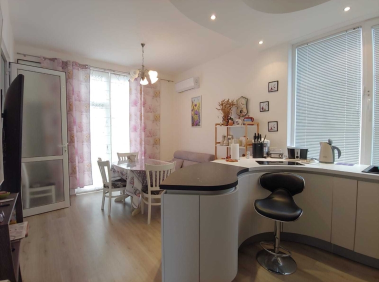 Къща в с. Кошарица, Област Бургас - 132 кв.м за 947 €/кв.м - Снимка #14