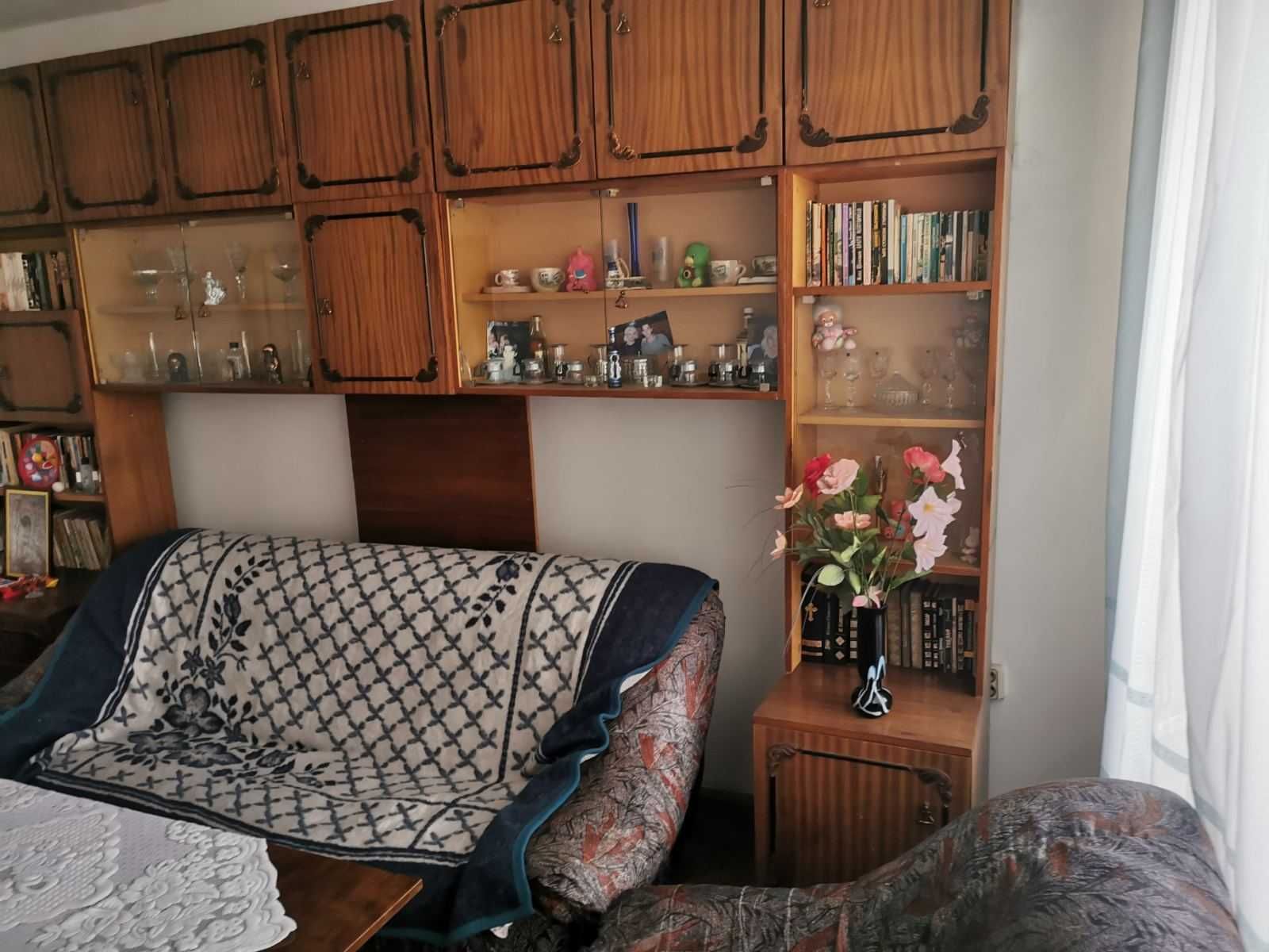 Дава се под наем Тристаен апартамент в Шумен, Тракия - 92 кв.м за 400лв € - Снимка #8