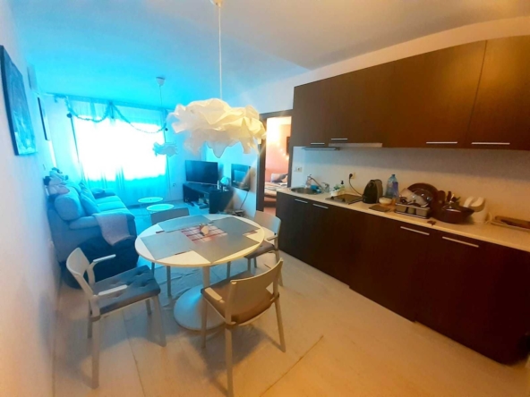 Тристаен апартамент в Банско - 79 кв.м за 722 €/кв.м - Снимка #1