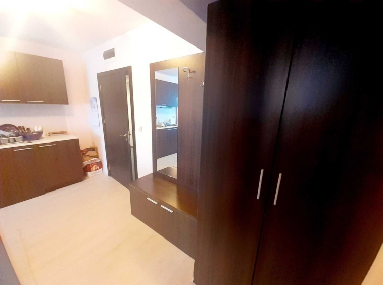 Тристаен апартамент в Банско - 79 кв.м за 722 €/кв.м - Снимка #15