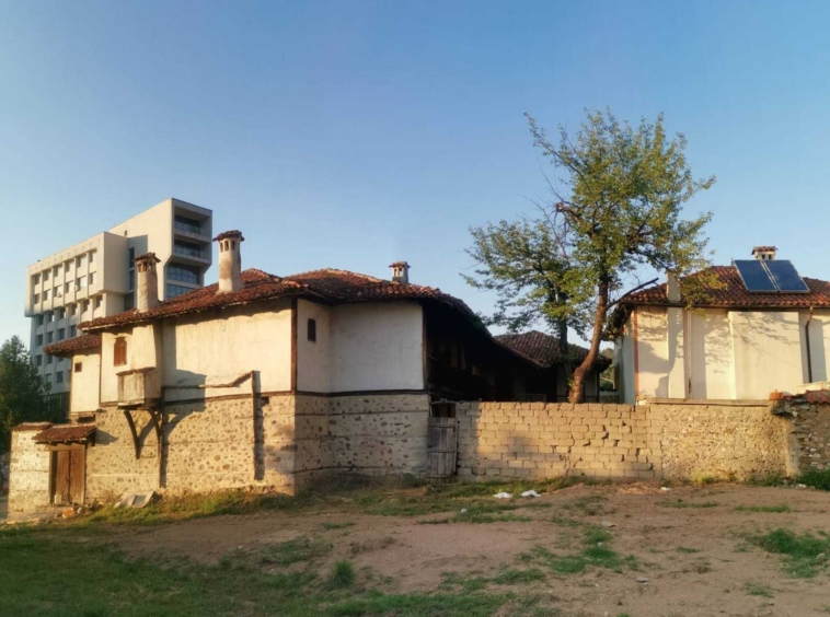 Къща в Златоград - 217 кв.м за 415 €/кв.м - Снимка #8