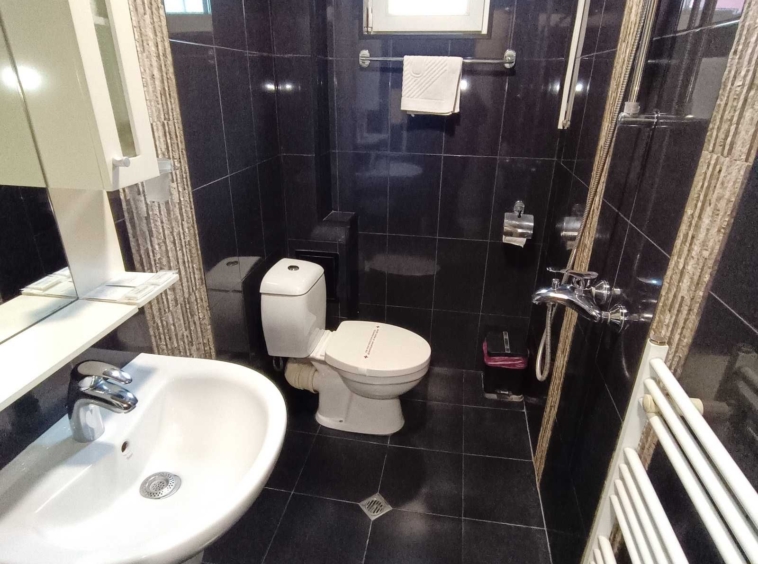 Хотел в Велинград - 670 кв.м за 1180 €/кв.м - Снимка #11