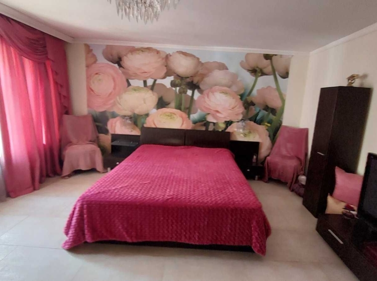 Къща в Варна, Гръцка махала - 320 кв.м за 532 €/кв.м - Снимка #2