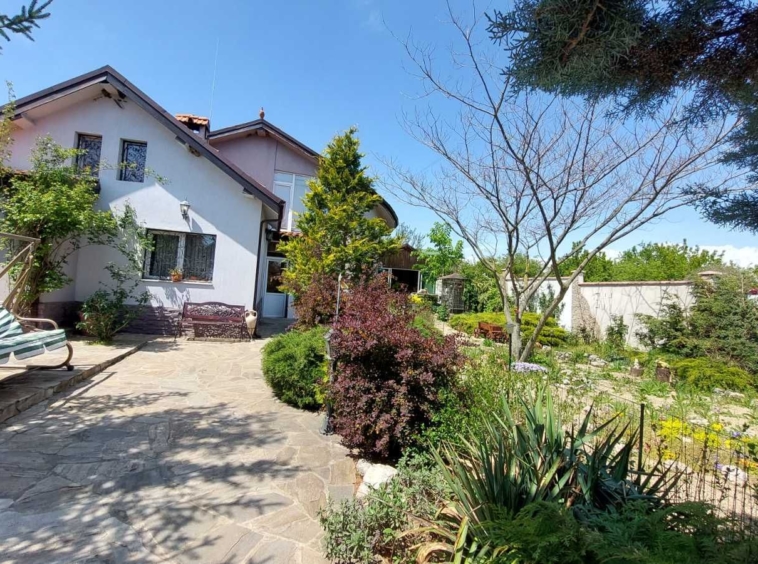 Къща в Варна, Гръцка махала - 320 кв.м за 532 €/кв.м - Снимка #10