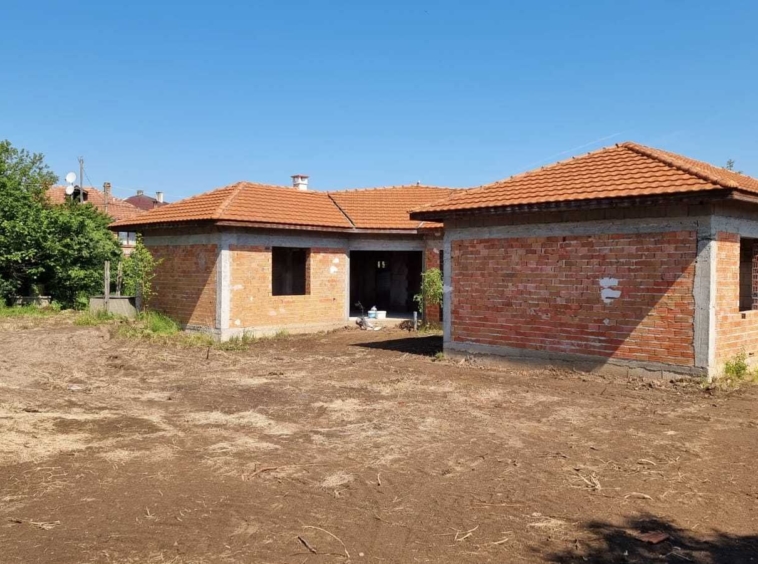 Къща в с. Гълъбец, Област Бургас - 180 кв.м за 278 €/кв.м - Снимка #1