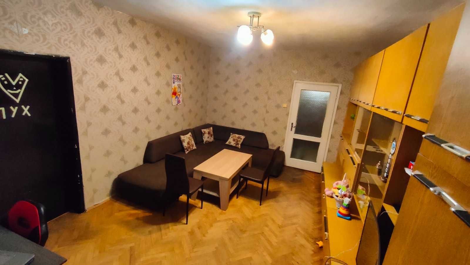 Тристаен апартамент в София, Дианабад - 110 кв.м за 1637 €/кв.м - Снимка #13