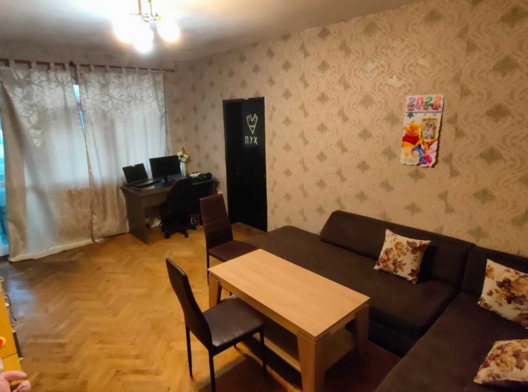 Тристаен апартамент в София, Дианабад - 110 кв.м за 1637 €/кв.м - Снимка #11