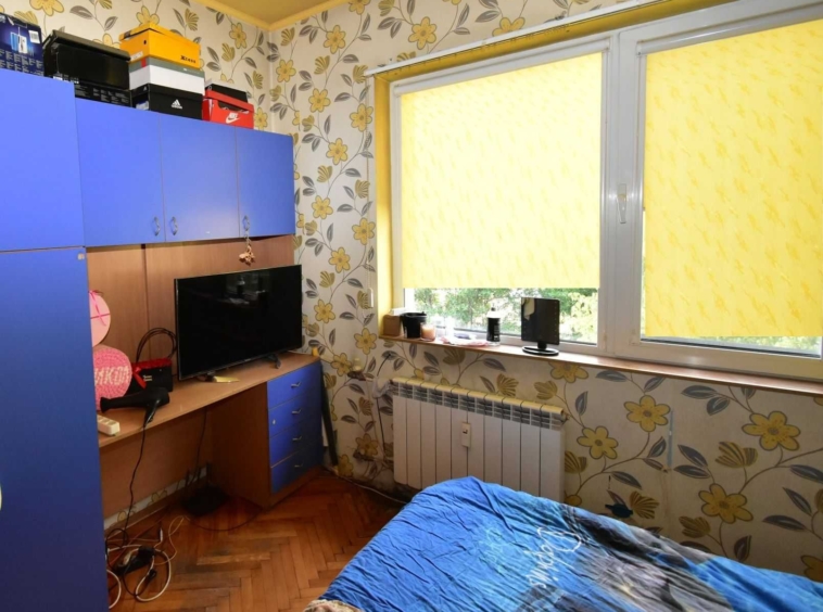 Двустаен апартамент в Перник, Димова махала - 74 кв.м за 1426 €/кв.м - Снимка #4