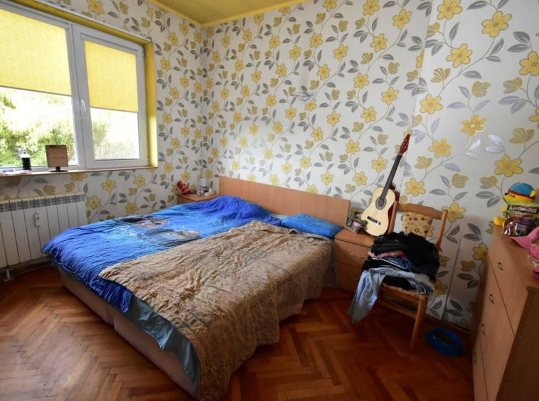 Двустаен апартамент в Перник, Димова махала - 74 кв.м за 1426 €/кв.м - Снимка #3
