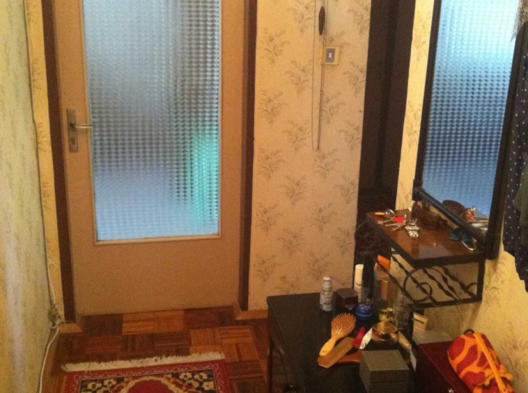 Дава се под наем Тристаен апартамент в София, Център - 91 кв.м за 800лв € - Снимка #12
