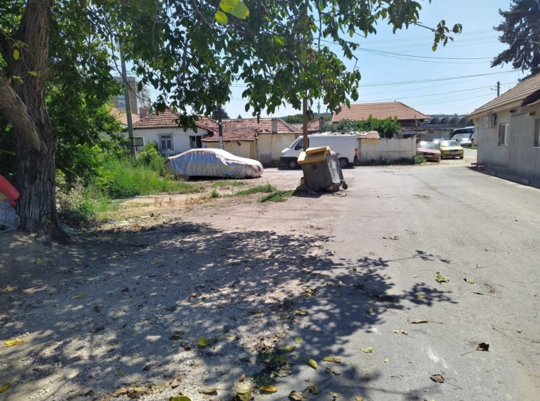 Парцел в Силистра, Център - 390 кв.м за 110 €/кв.м - Снимка #1