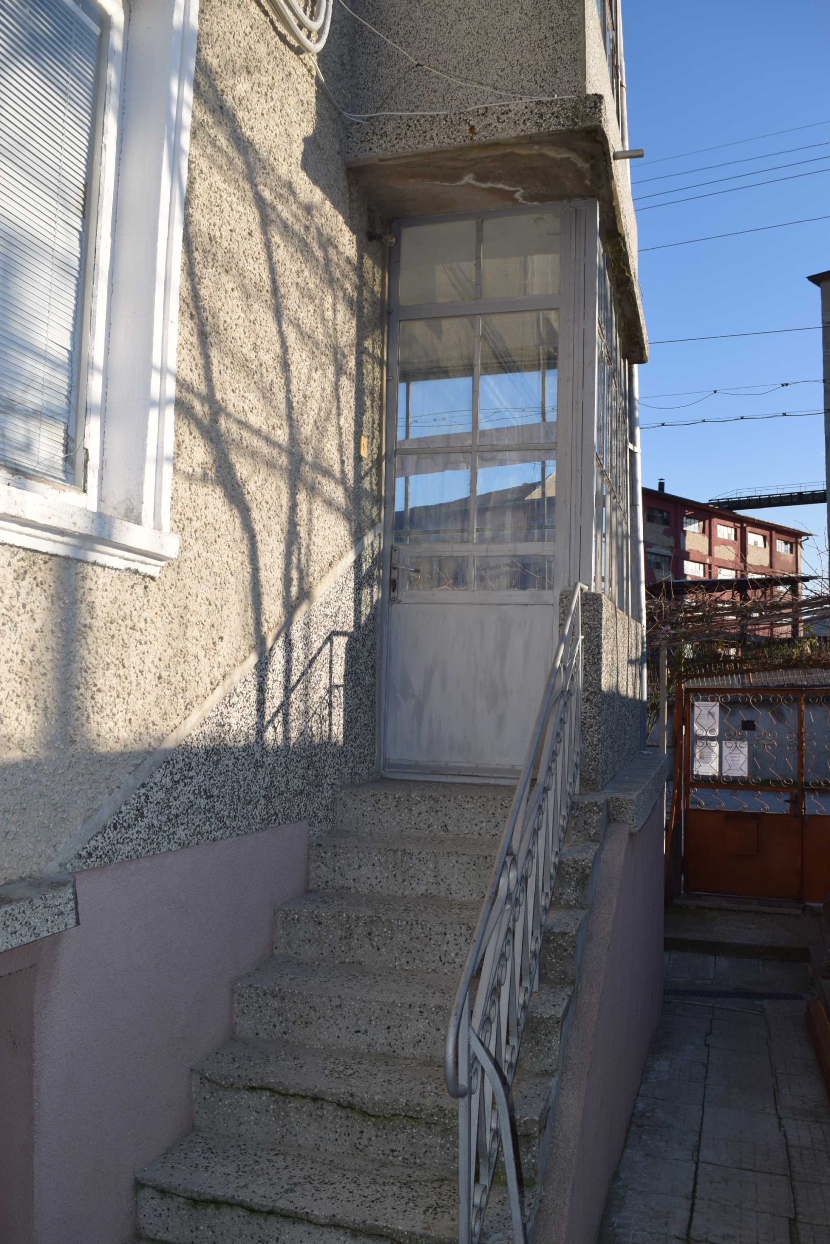 Етаж от къща в Каспичан - 100 кв.м за 800 €/кв.м - Снимка #2