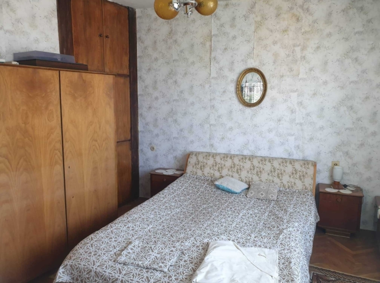 Етаж от къща в Шумен, Куршум чешма - 120 кв.м за 859 €/кв.м - Снимка #2