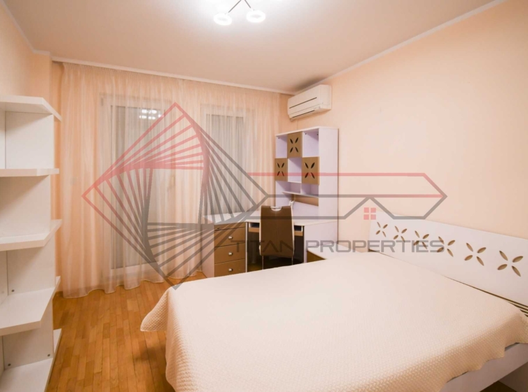 Дава се под наем Тристаен апартамент в Пловдив, Южен - 110 кв.м за 320 € - Снимка #4