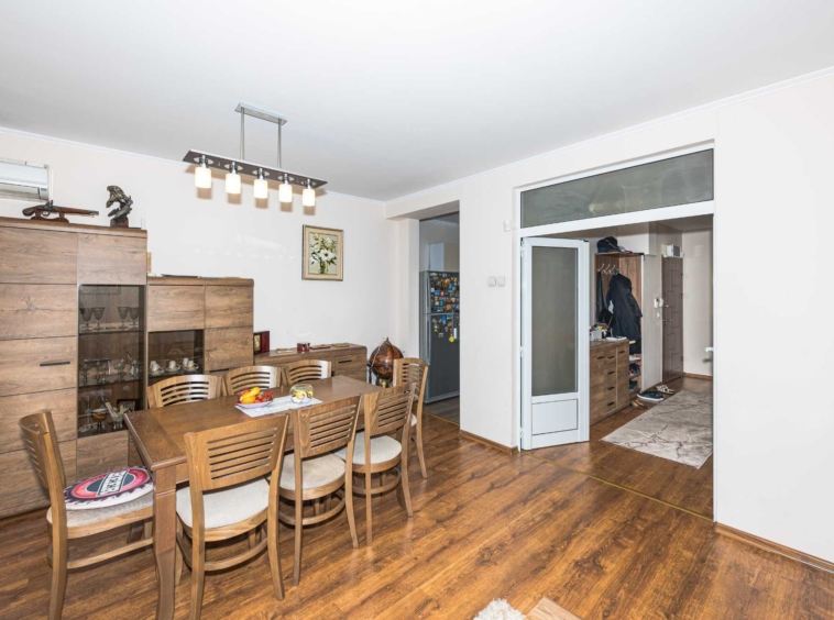 Двустаен апартамент в Пловдив, Гагарин - 91 кв.м за 1187 €/кв.м - Снимка #3