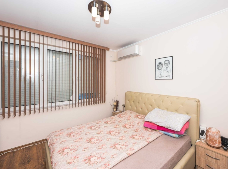 Двустаен апартамент в Пловдив, Гагарин - 91 кв.м за 1187 €/кв.м - Снимка #5